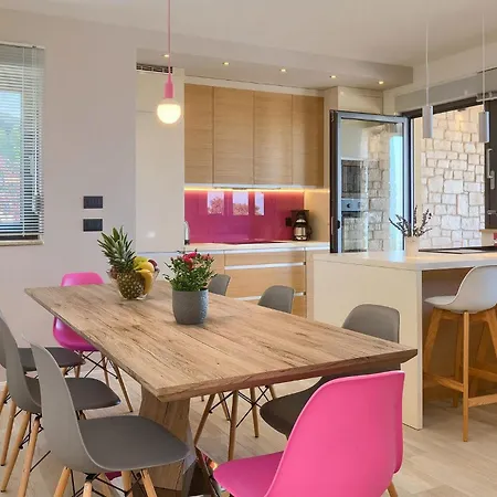 Infinity Сasa de vacaciones Grmani