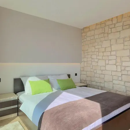 Holiday home Infinity *