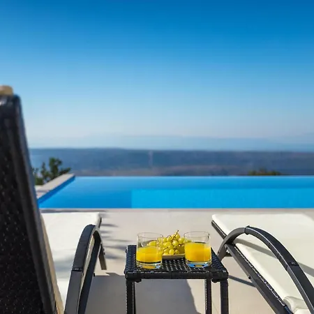 Holiday home Infinity *