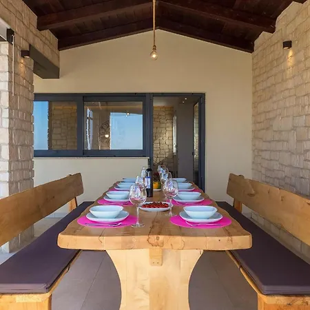 Infinity Holiday home Grmani